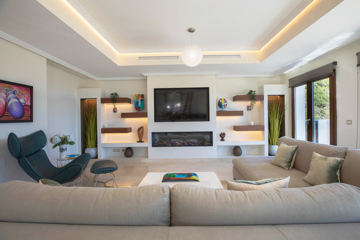 4 bedroom Villas for sale in Benahavís – R5379574 4 bedroom Villas for sale in Benahavís – R5379574