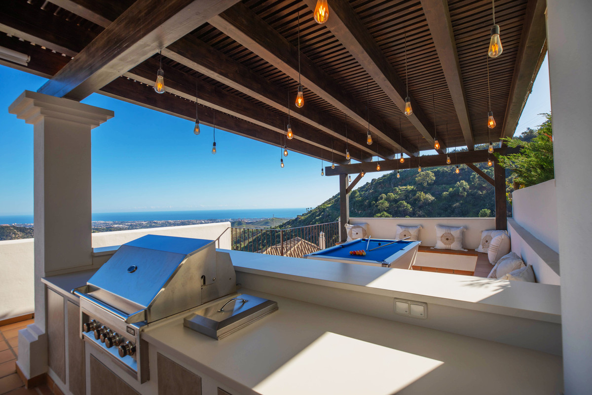 4 bedroom Villas for sale in Benahavís – R5379574 4 bedroom Villas for sale in Benahavís – R5379574