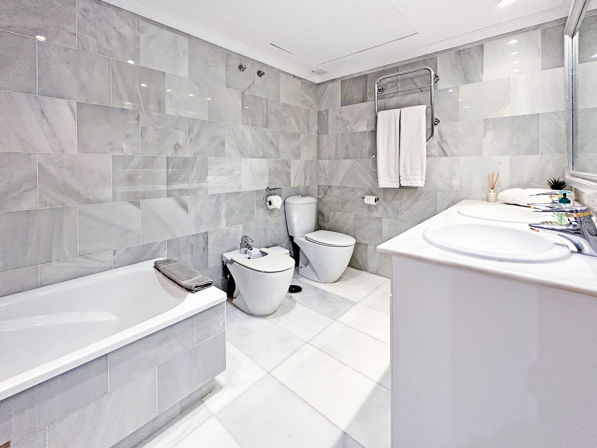 Apartamentos de 2 dormitorios en venta en Puerto Banús – R5362957 Apartamentos de 2 dormitorios en venta en Puerto Banús – R5362957