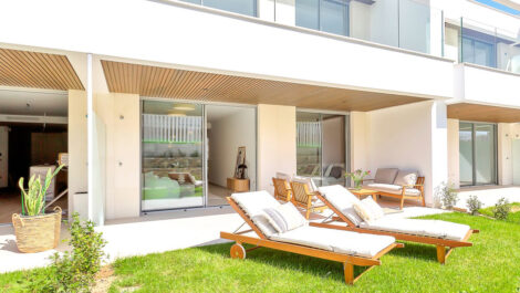 Apartamentos de 2 dormitorios en venta en Elviria – R5472451