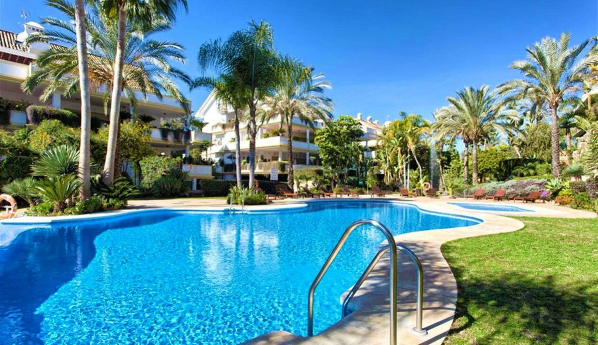 Apartamentos de 3 dormitorios en venta en Milla de Oro – R5468545 Apartamentos de 3 dormitorios en venta en Milla de Oro – R5468545