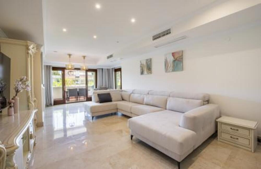 Apartamentos de 3 dormitorios en venta en Milla de Oro – R5468545 Apartamentos de 3 dormitorios en venta en Milla de Oro – R5468545