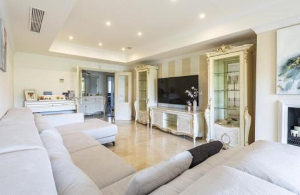 Apartamentos de 3 dormitorios en venta en Milla de Oro – R5468545 Apartamentos de 3 dormitorios en venta en Milla de Oro – R5468545