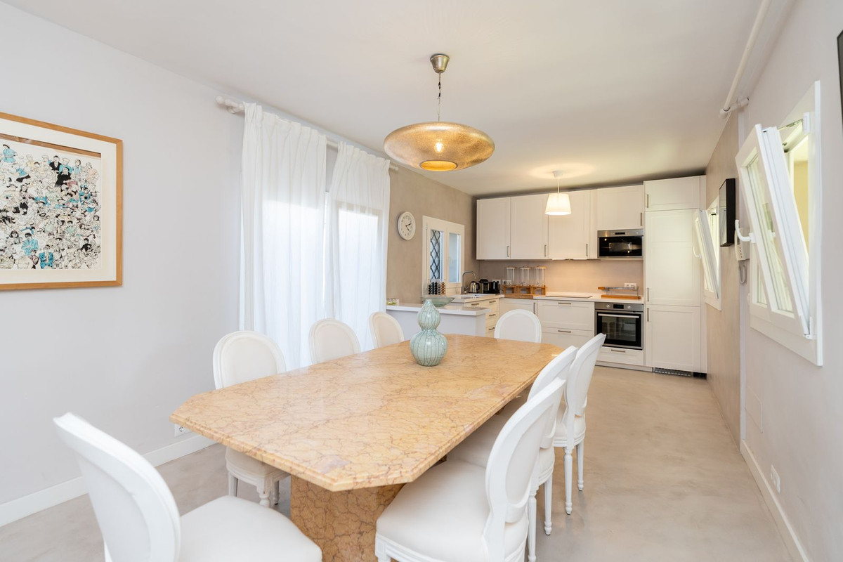 5 bedroom Villas for sale in San Pedro de Alcántara – R5357644 5 bedroom Villas for sale in San Pedro de Alcántara – R5357644
