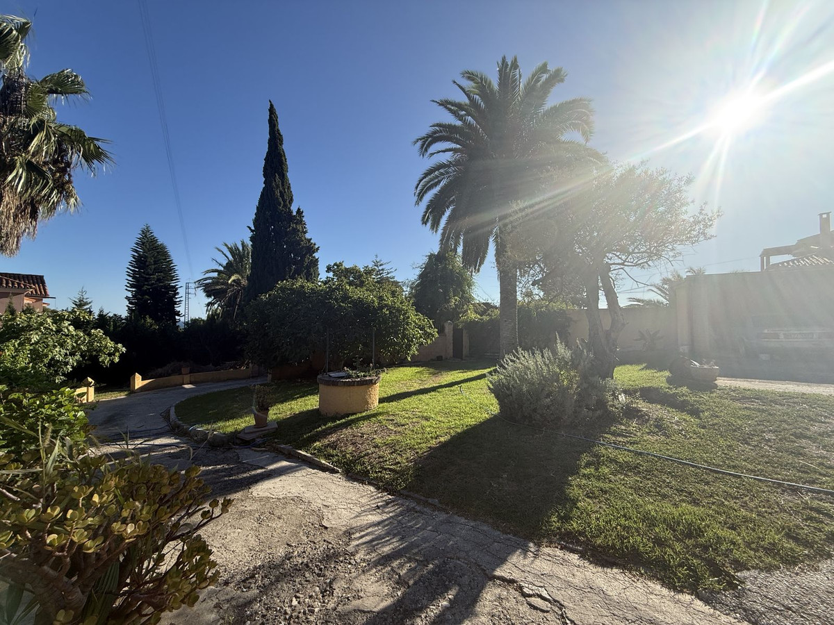 Villas de 5 dormitorios en venta en Marbella – R5465476 Villas de 5 dormitorios en venta en Marbella – R5465476
