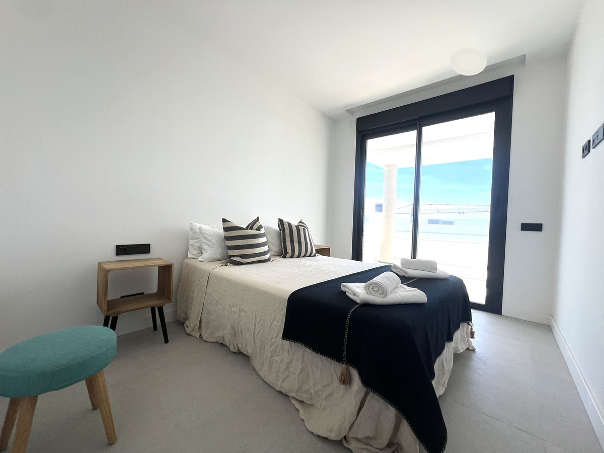 Apartamentos de 2 dormitorios en venta en Altos de los Monteros – R5361781 Apartamentos de 2 dormitorios en venta en Altos de los Monteros – R5361781
