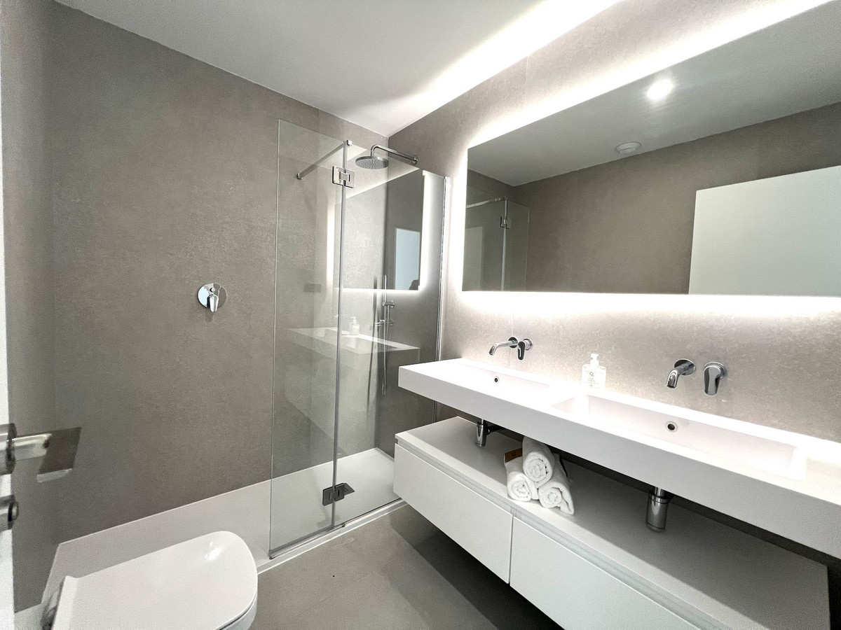 Apartamentos de 2 dormitorios en venta en Altos de los Monteros – R5361781 Apartamentos de 2 dormitorios en venta en Altos de los Monteros – R5361781