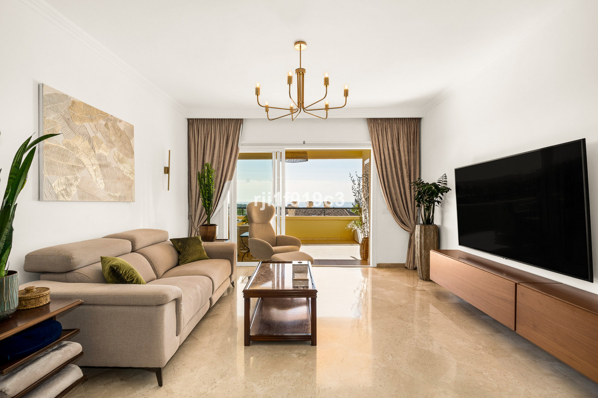 3 bedroom Apartments for sale in Elviria Hills – R5470591 3 bedroom Apartments for sale in Elviria Hills – R5470591