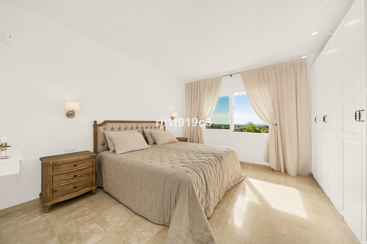 3 bedroom Apartments for sale in Elviria Hills – R5470591 3 bedroom Apartments for sale in Elviria Hills – R5470591
