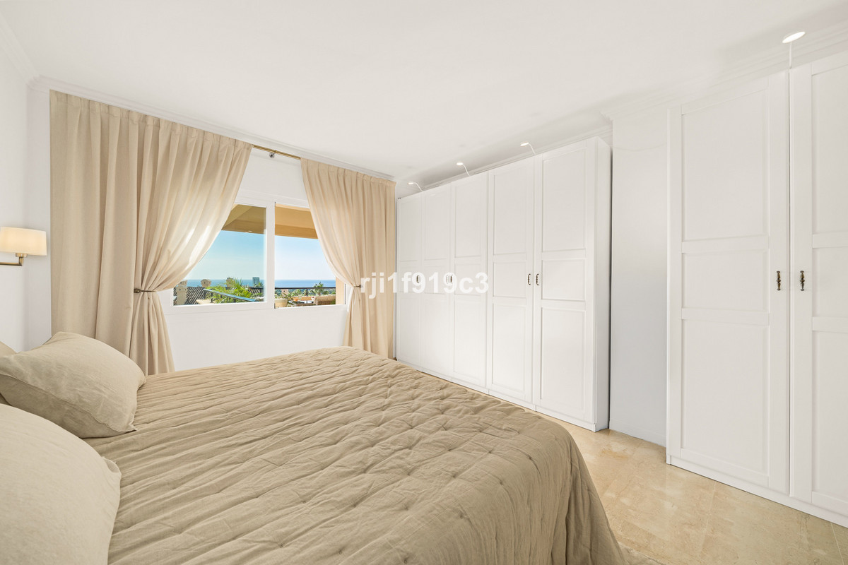 3 bedroom Apartments for sale in Elviria Hills – R5470591 3 bedroom Apartments for sale in Elviria Hills – R5470591