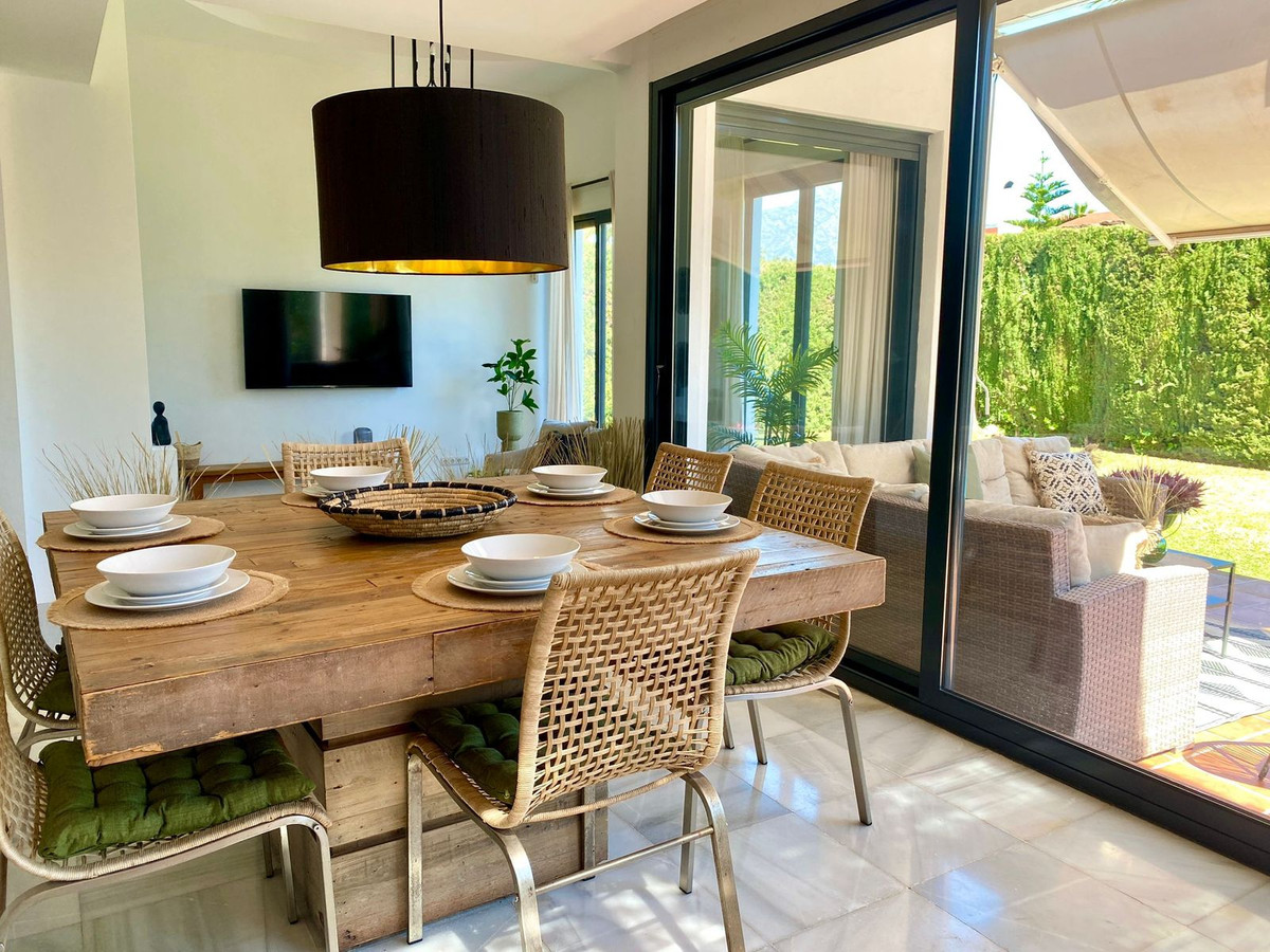 Villas de 6 dormitorios en venta en Nueva Andalucía – R5318779 Villas de 6 dormitorios en venta en Nueva Andalucía – R5318779