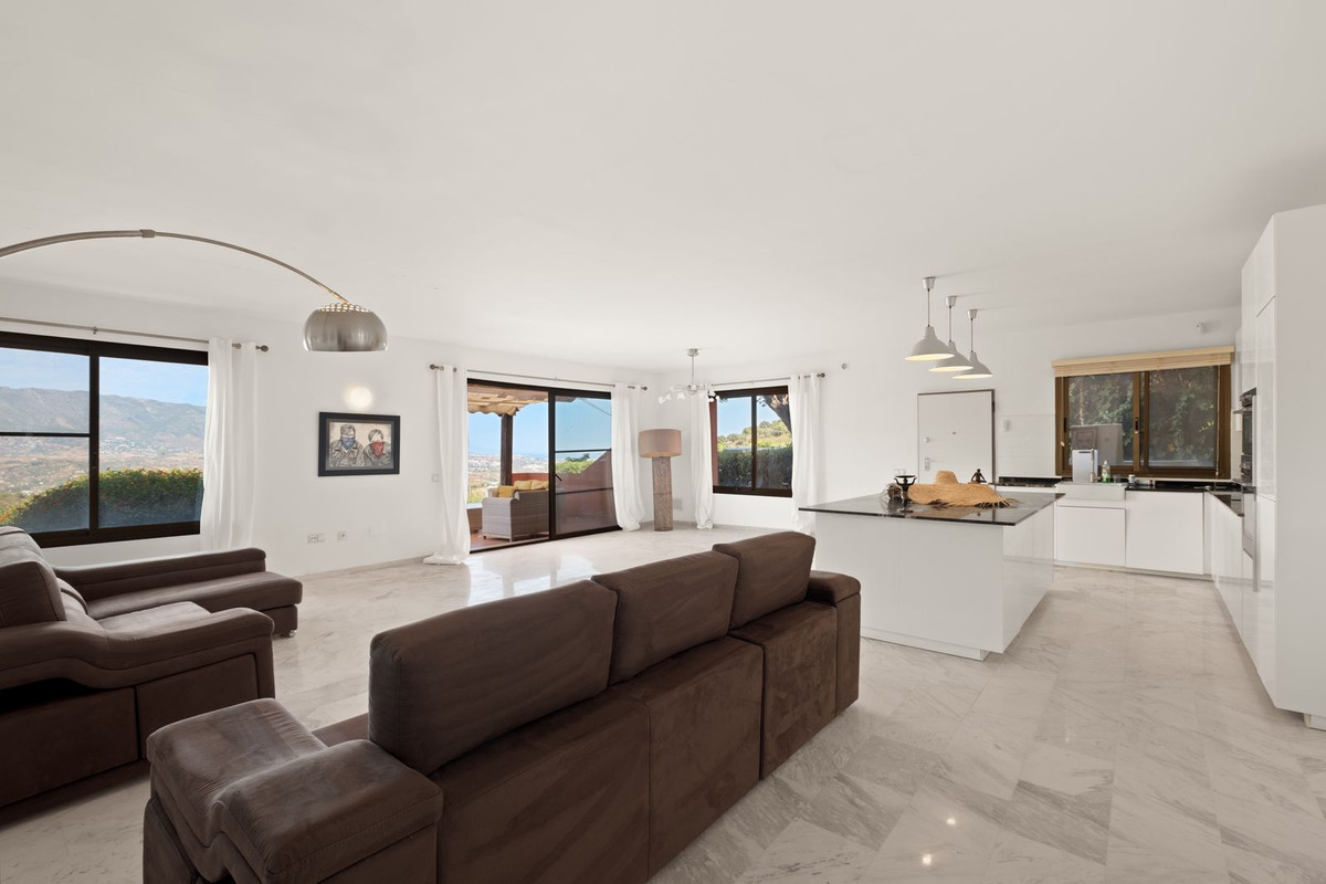 2 bedroom Apartments for sale in La Mairena – R5456089 2 bedroom Apartments for sale in La Mairena – R5456089
