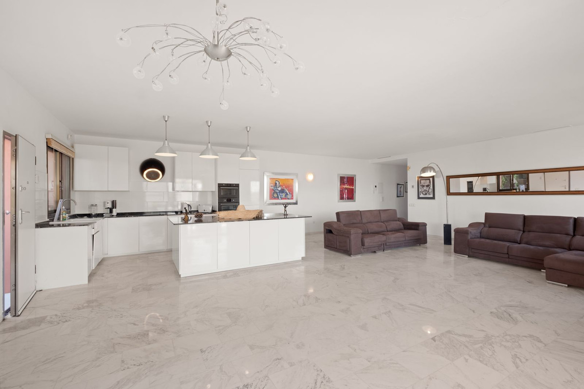 2 bedroom Apartments for sale in La Mairena – R5456089 2 bedroom Apartments for sale in La Mairena – R5456089