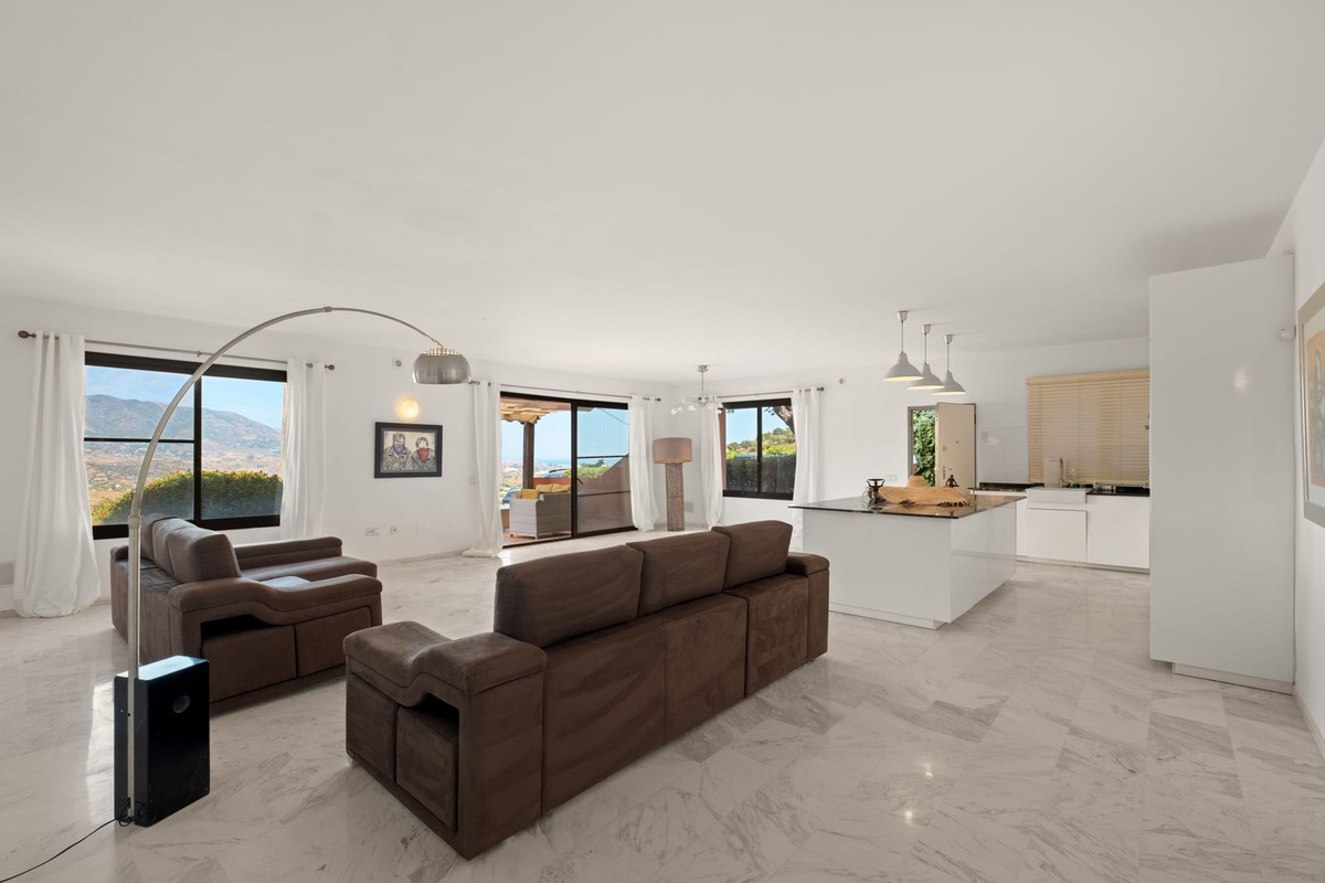 2 bedroom Apartments for sale in La Mairena – R5456089 2 bedroom Apartments for sale in La Mairena – R5456089
