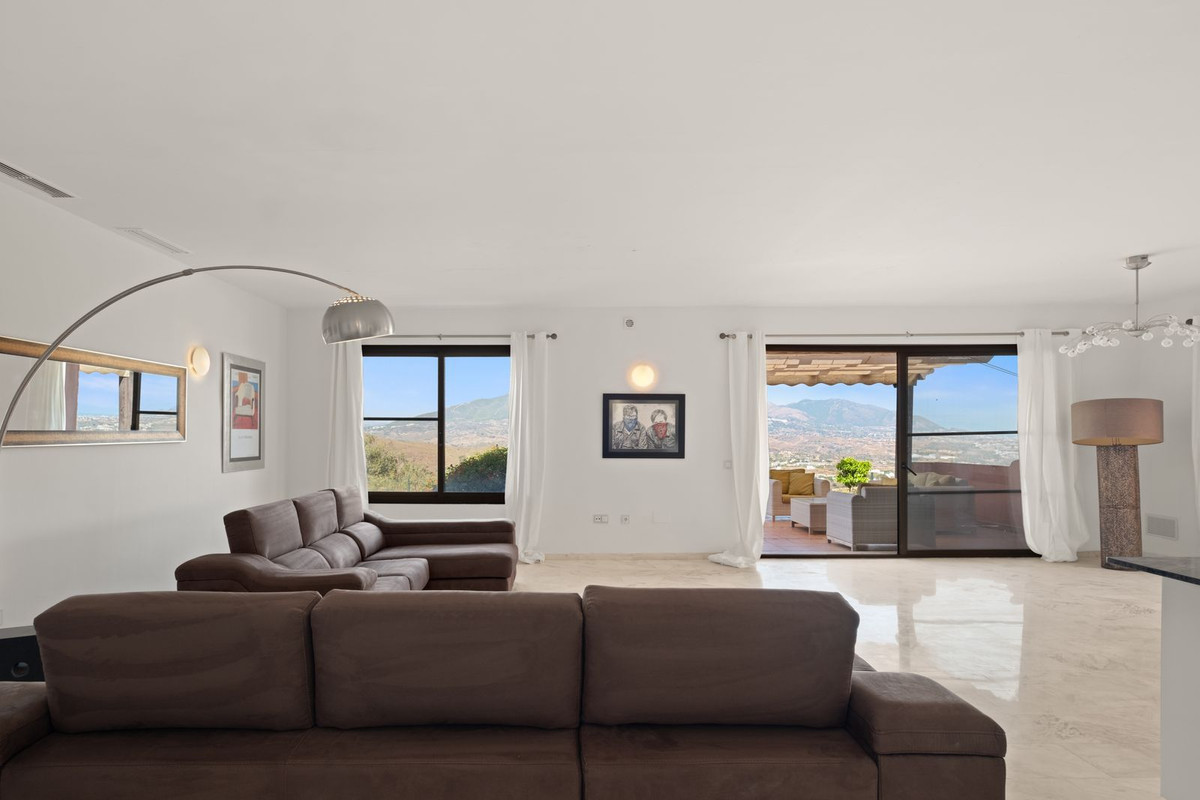 2 bedroom Apartments for sale in La Mairena – R5456089 2 bedroom Apartments for sale in La Mairena – R5456089