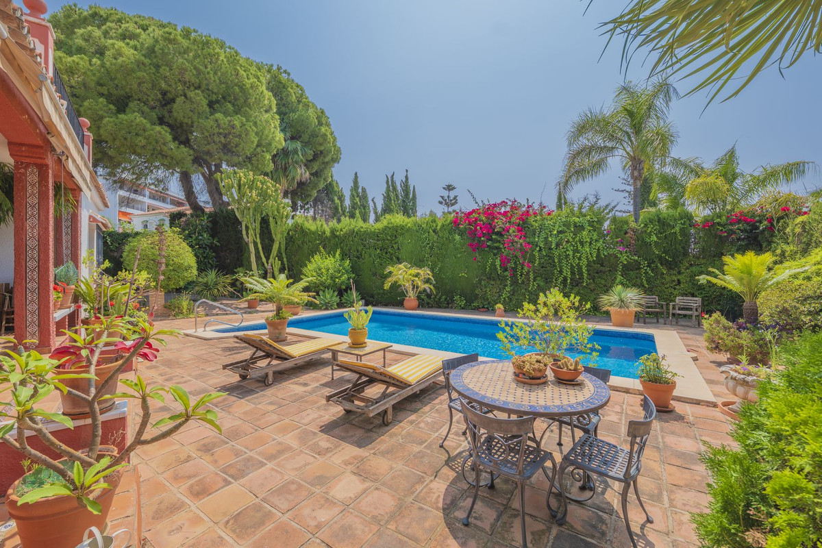 3 bedroom Villas for sale in Marbella – R5064568 3 bedroom Villas for sale in Marbella – R5064568