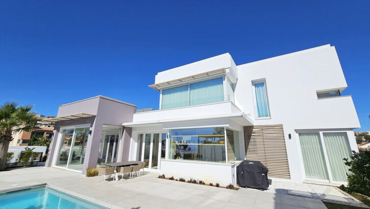 Villas de 5 dormitorios en venta en Riviera del Sol – R5311582 Villas de 5 dormitorios en venta en Riviera del Sol – R5311582 en