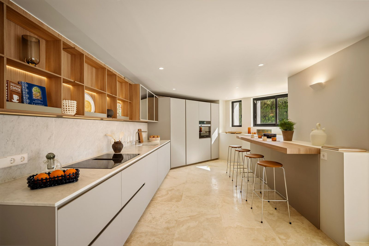 Villas de 4 dormitorios en venta en Nueva Andalucía – R5430469 Villas de 4 dormitorios en venta en Nueva Andalucía – R5430469