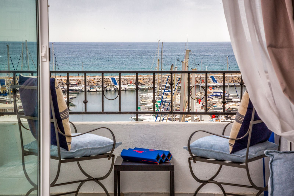 2 bedroom Apartments for sale in Puerto Banús – R5191888 2 bedroom Apartments for sale in Puerto Banús – R5191888