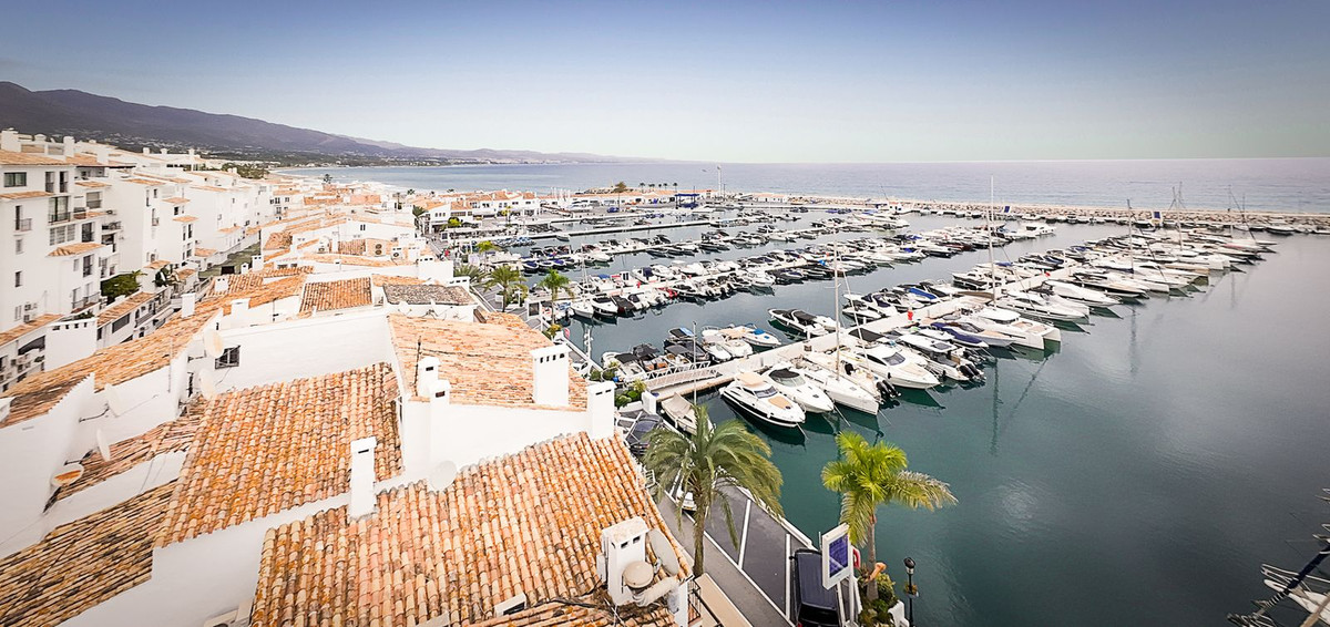 2 bedroom Apartments for sale in Puerto Banús – R5191888 2 bedroom Apartments for sale in Puerto Banús – R5191888