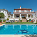 6 bedroom Villas for sale in San Pedro de Alcántara – R5014684 6 bedroom Villas for sale in San Pedro de Alcántara – R5014684