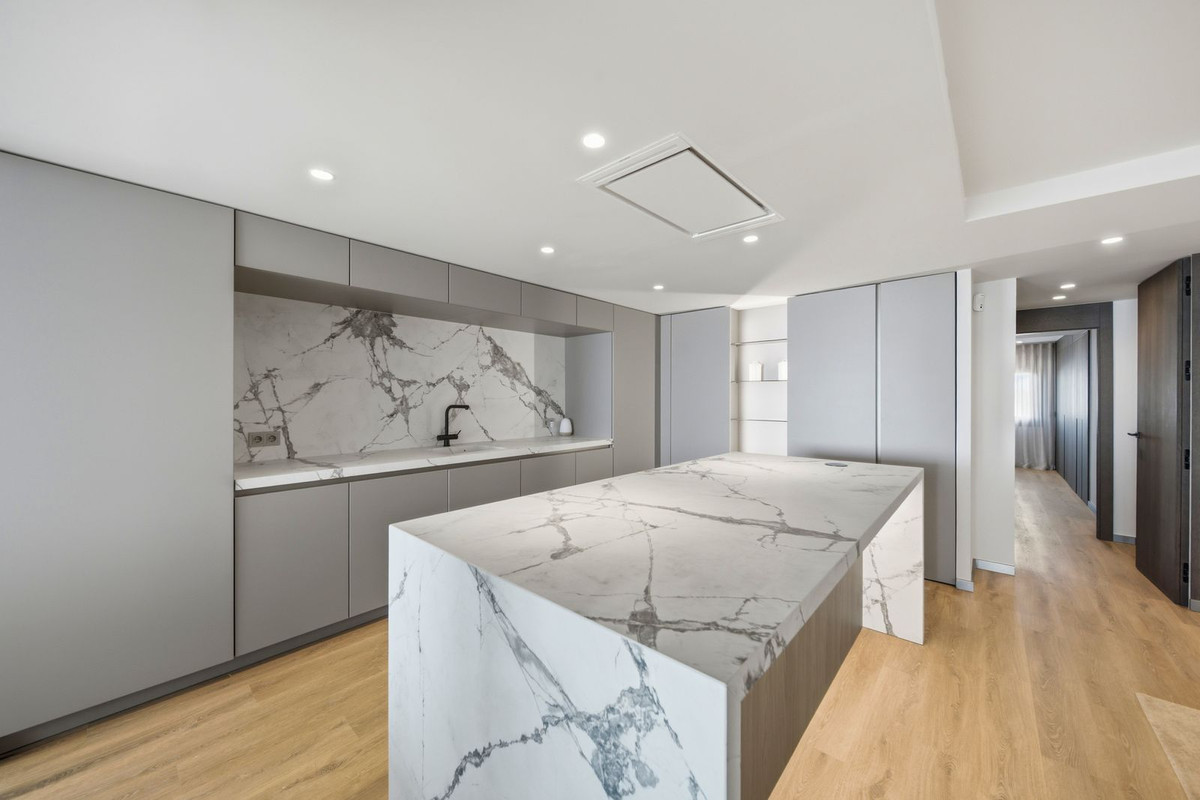 5 bedroom Apartments for sale in Puerto Banús – R5298385 5 bedroom Apartments for sale in Puerto Banús – R5298385