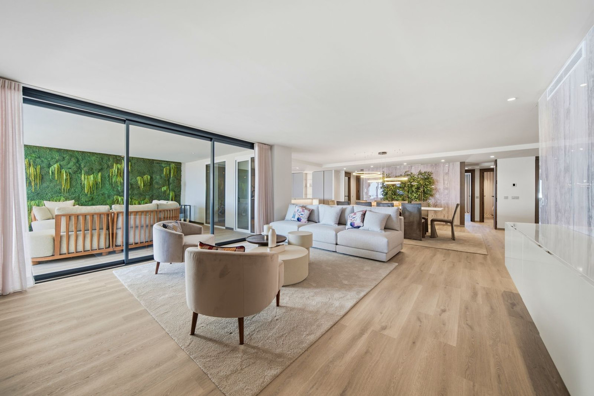 5 bedroom Apartments for sale in Puerto Banús – R5298385 5 bedroom Apartments for sale in Puerto Banús – R5298385