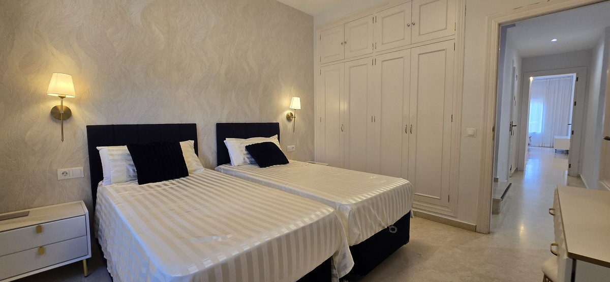 3 bedroom Apartments for sale in Nueva Milla de Oro – R5463805 3 bedroom Apartments for sale in Nueva Milla de Oro – R5463805