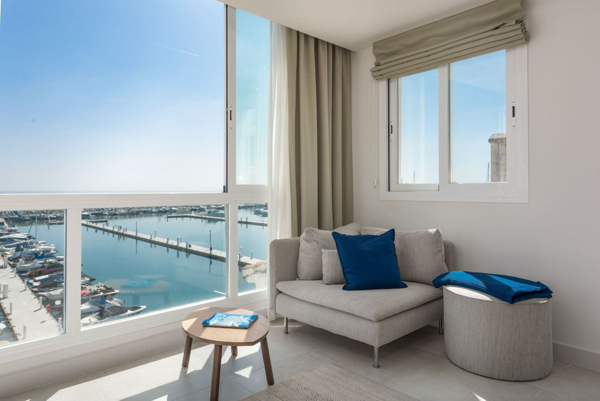 2 bedroom Penthouses for sale in Puerto Banús – R5391031 2 bedroom Penthouses for sale in Puerto Banús – R5391031
