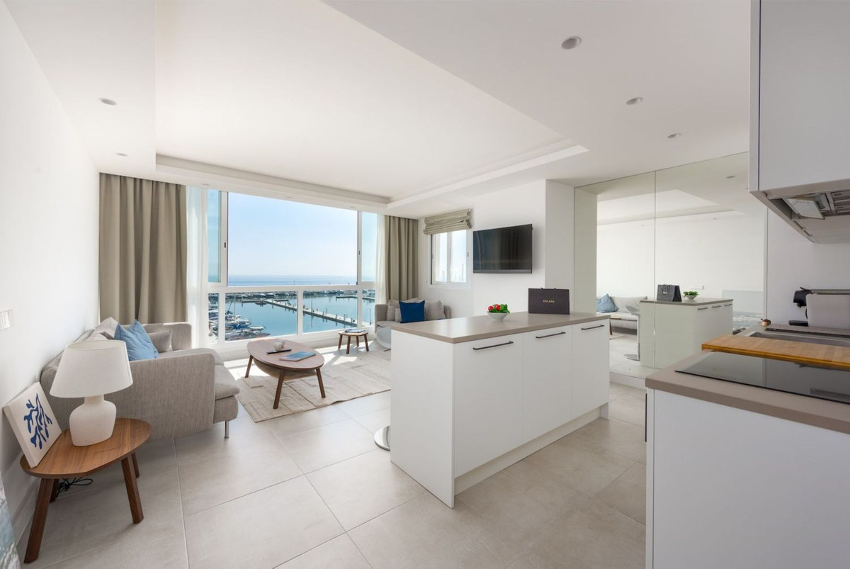 2 bedroom Penthouses for sale in Puerto Banús – R5391031 2 bedroom Penthouses for sale in Puerto Banús – R5391031