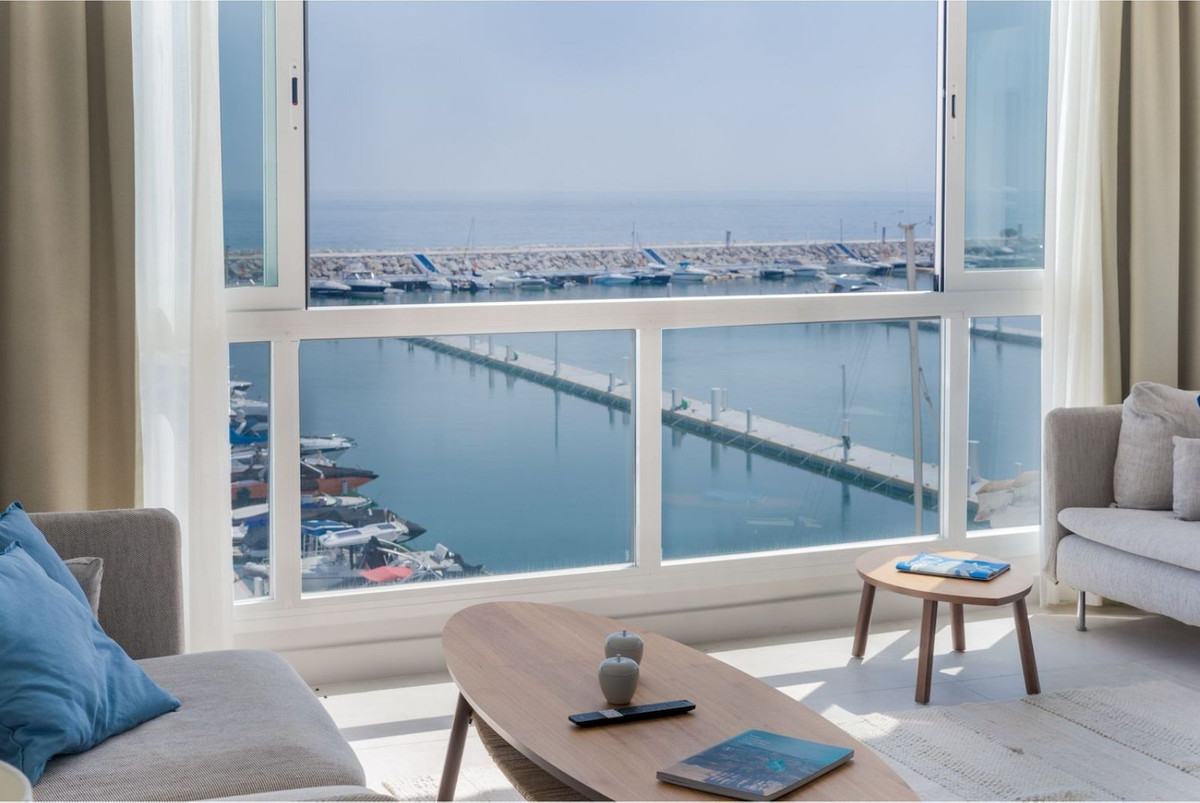 2 bedroom Penthouses for sale in Puerto Banús – R5391031 2 bedroom Penthouses for sale in Puerto Banús – R5391031