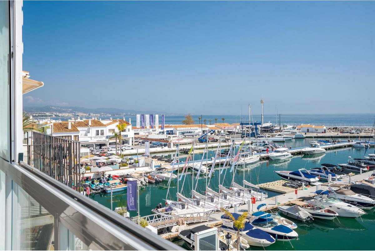 2 bedroom Penthouses for sale in Puerto Banús – R5391031 2 bedroom Penthouses for sale in Puerto Banús – R5391031