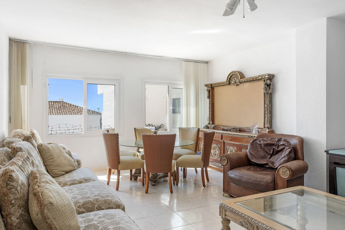 2 bedroom Apartments for sale in Puerto Banús – R5106511 2 bedroom Apartments for sale in Puerto Banús – R5106511