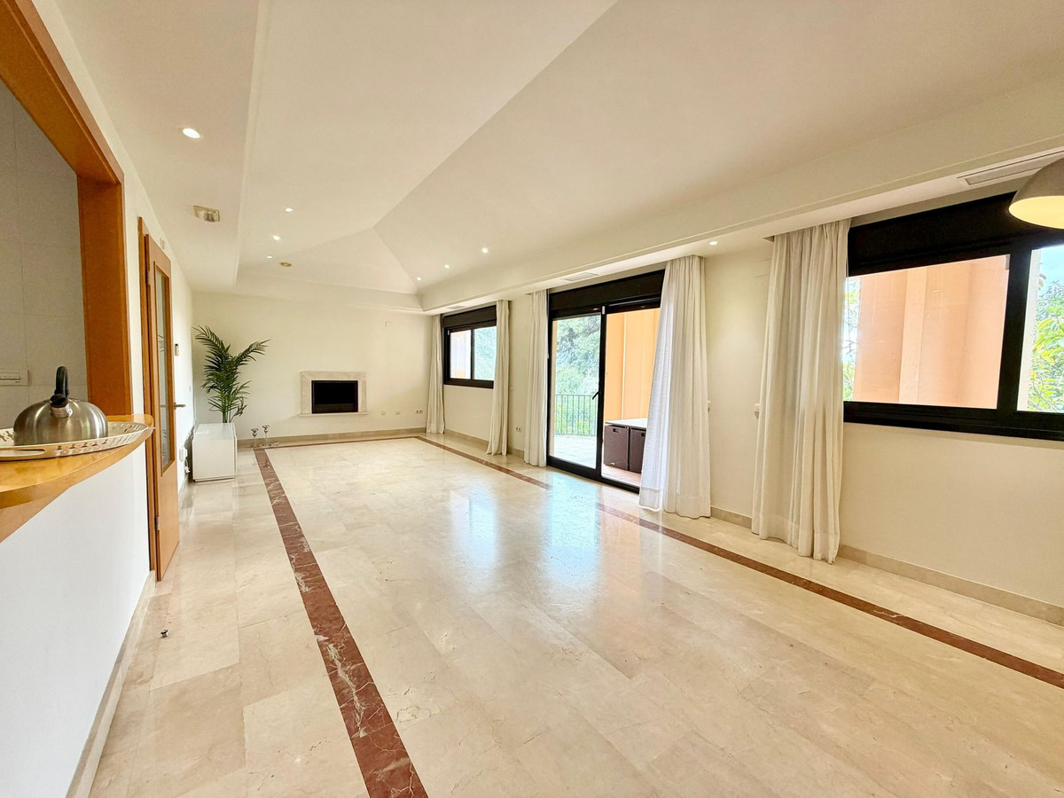 Aticos de 4 dormitorios en venta en Puerto Banús – R5336557 Aticos de 4 dormitorios en venta en Puerto Banús – R5336557