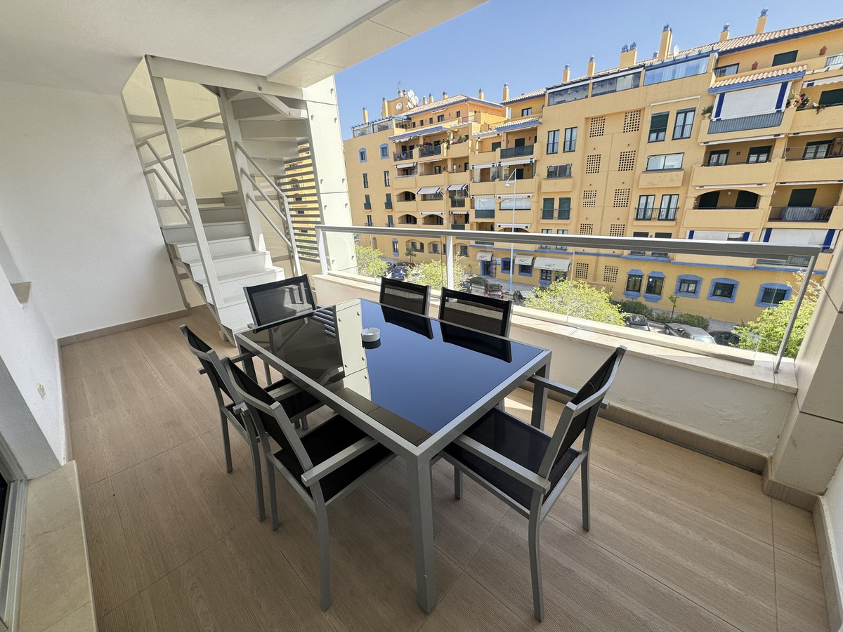 Aticos de 3 dormitorios en venta en San Pedro de Alcántara – R5371486 Aticos de 3 dormitorios en venta en San Pedro de Alcántara – R5371486