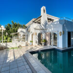 Villas de 4 dormitorios en venta en Nueva Andalucía – R5216644 Villas de 4 dormitorios en venta en Nueva Andalucía – R5216644