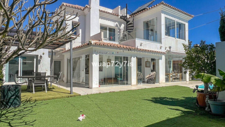 3 bedroom Villas for sale in Atalaya – R5353549 3 bedroom Villas for sale in Atalaya – R5353549 in