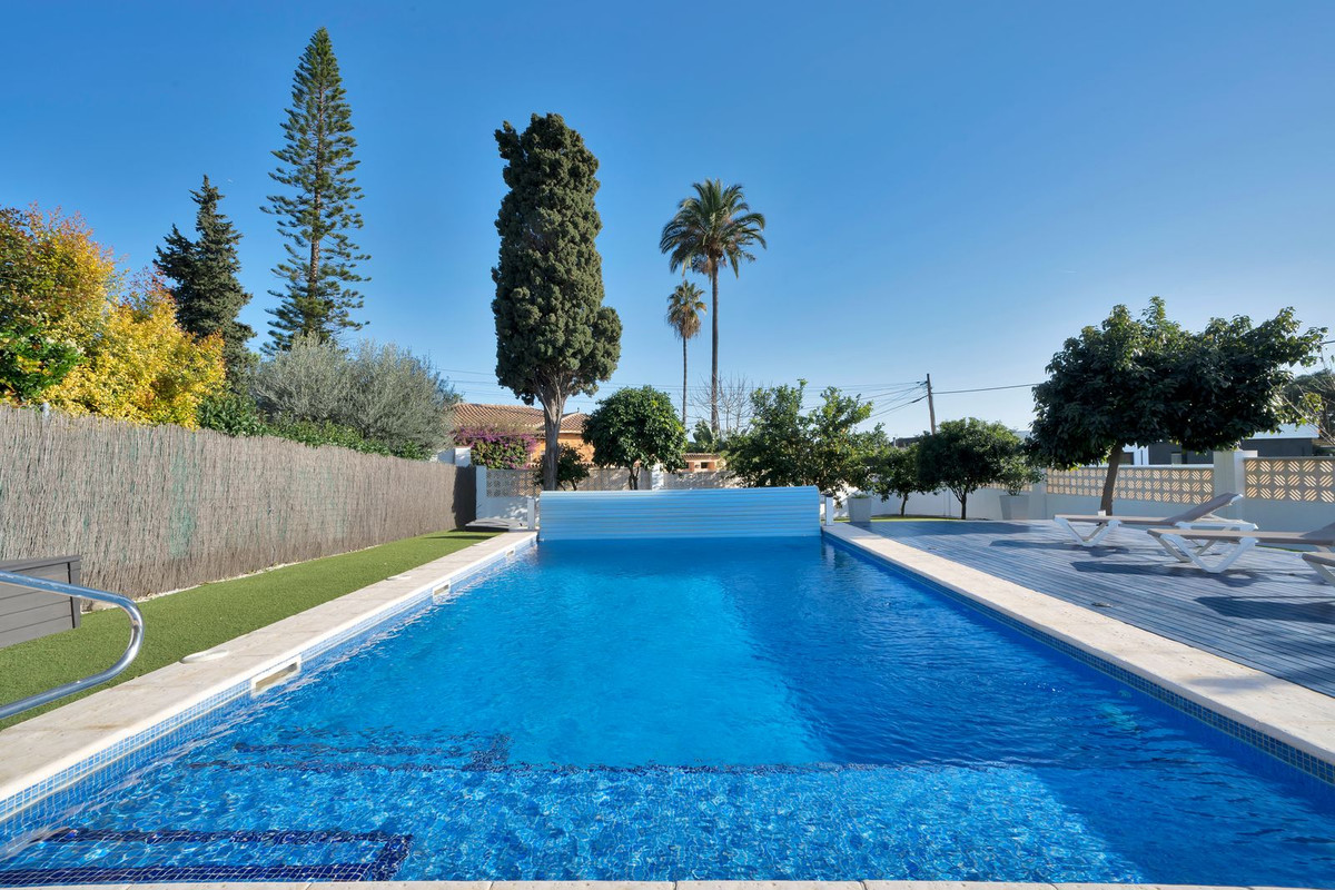 4 bedroom Villas for sale in San Pedro de Alcántara – R4942390 4 bedroom Villas for sale in San Pedro de Alcántara – R4942390