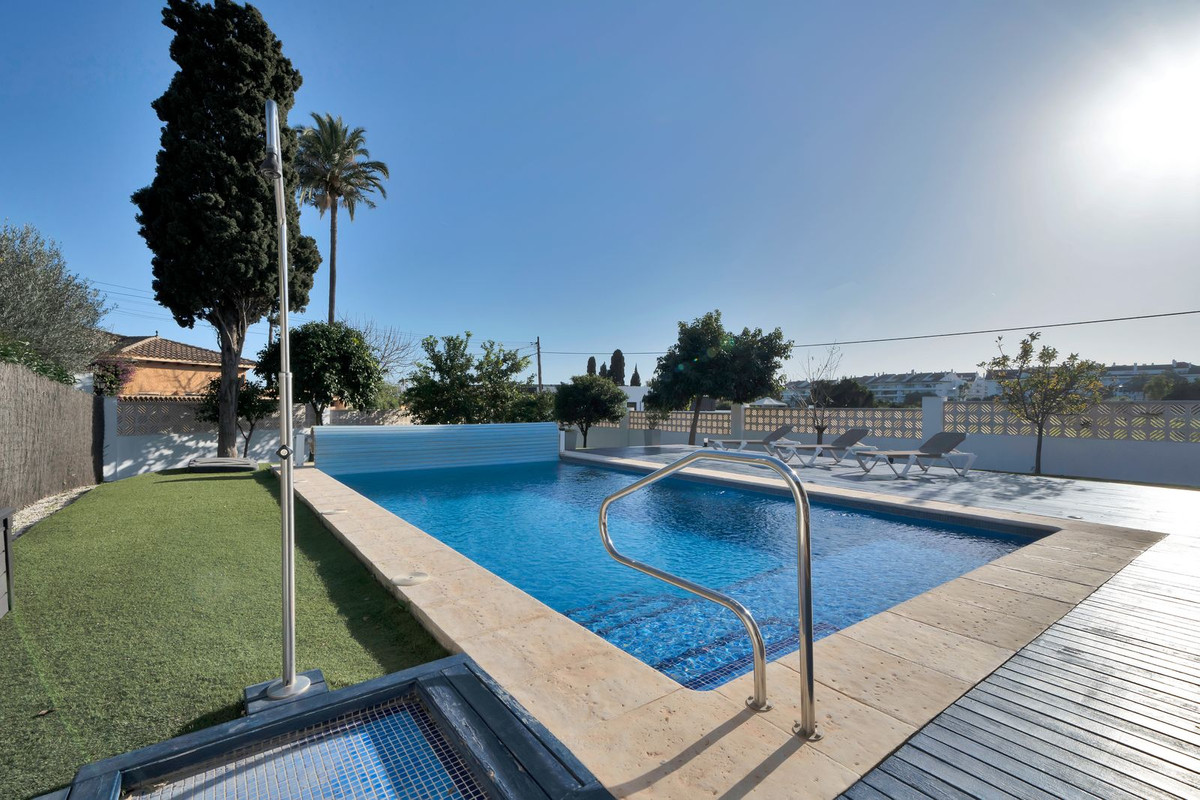 4 bedroom Villas for sale in San Pedro de Alcántara – R4942390 4 bedroom Villas for sale in San Pedro de Alcántara – R4942390