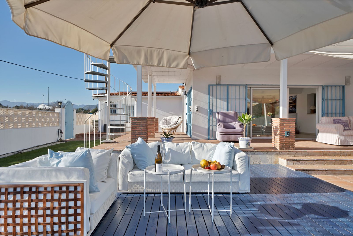 4 bedroom Villas for sale in San Pedro de Alcántara – R4942390 4 bedroom Villas for sale in San Pedro de Alcántara – R4942390