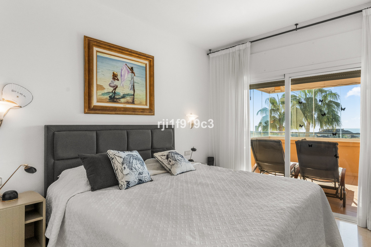 3 bedroom Apartments for sale in Elviria Hills – R5320297 3 bedroom Apartments for sale in Elviria Hills – R5320297