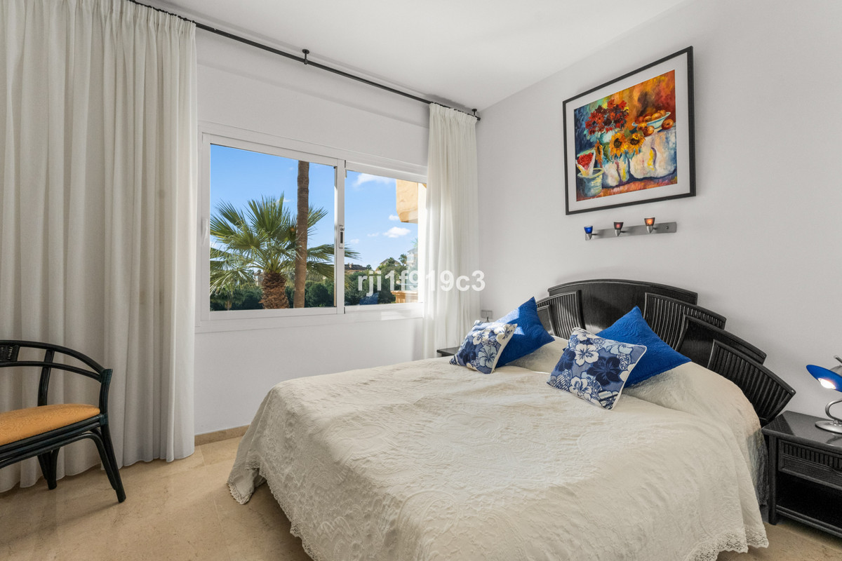 3 bedroom Apartments for sale in Elviria Hills – R5320297 3 bedroom Apartments for sale in Elviria Hills – R5320297