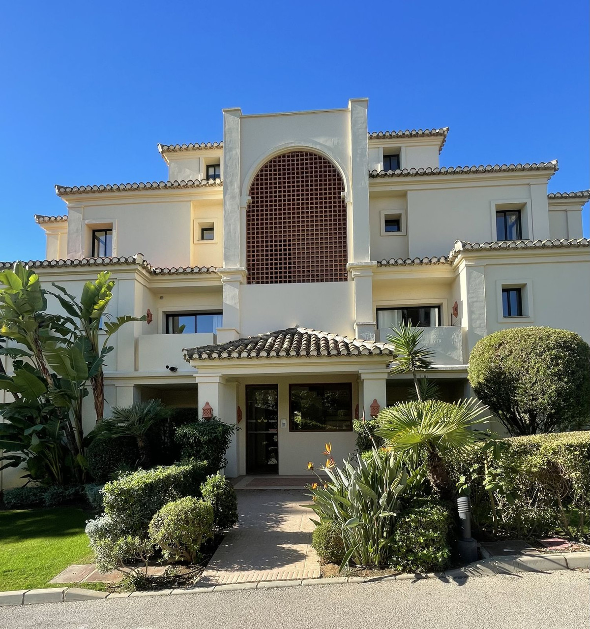 Apartamentos de 5 dormitorios en venta en Benahavís – R4790878 Apartamentos de 5 dormitorios en venta en Benahavís – R4790878