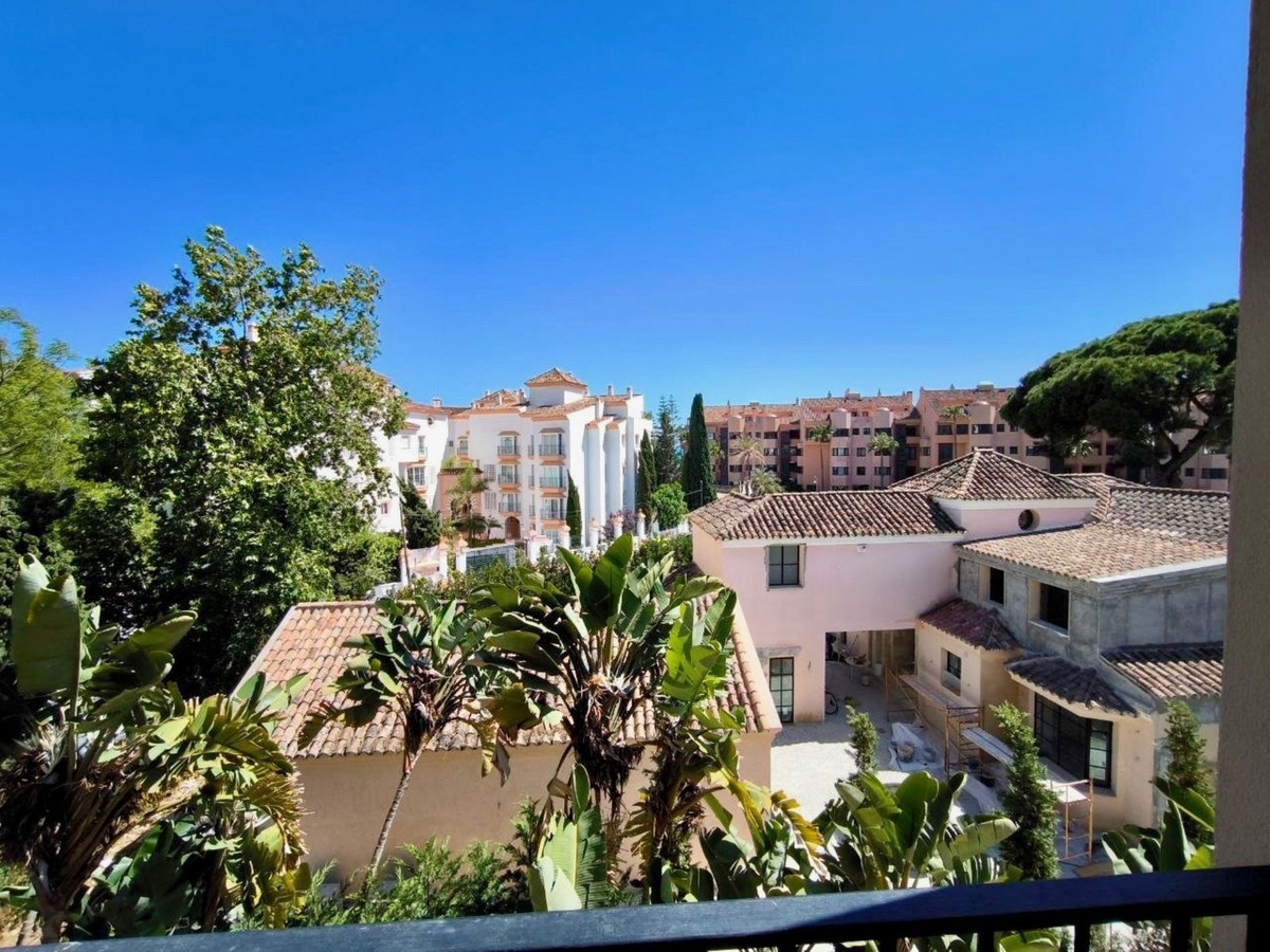 Aticos de 3 dormitorios en venta en Puerto Banús – R5402251 Aticos de 3 dormitorios en venta en Puerto Banús – R5402251