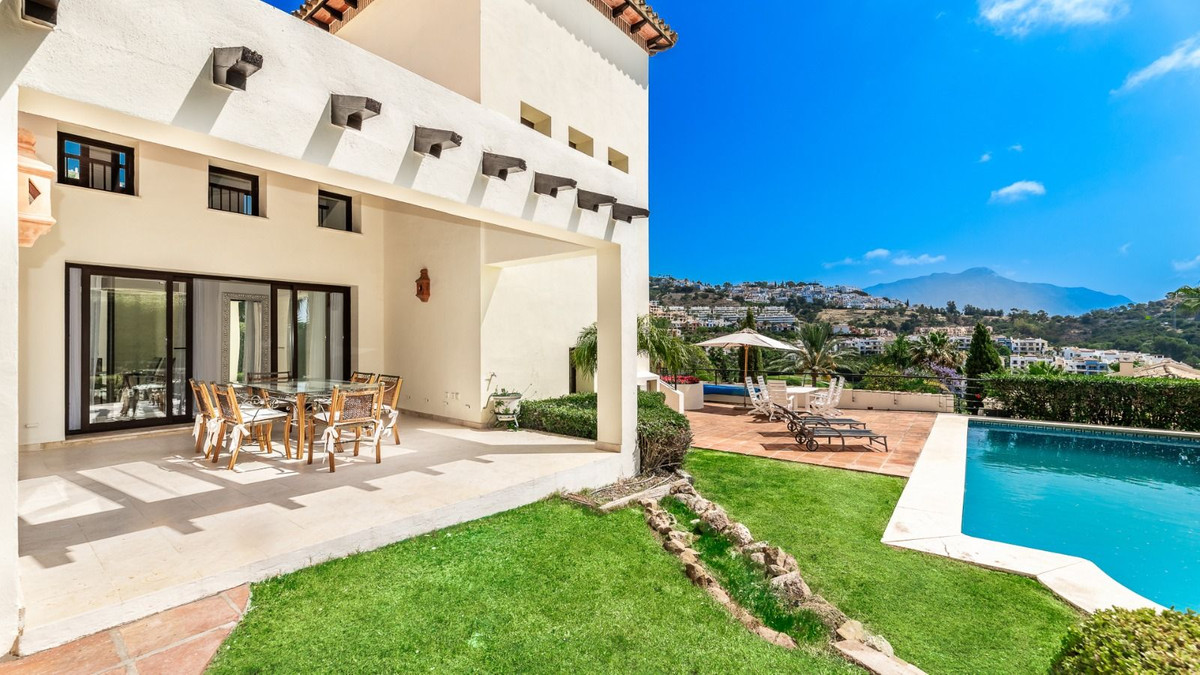 Villas de 4 dormitorios en venta en Los Arqueros – R4778539 Villas de 4 dormitorios en venta en Los Arqueros – R4778539