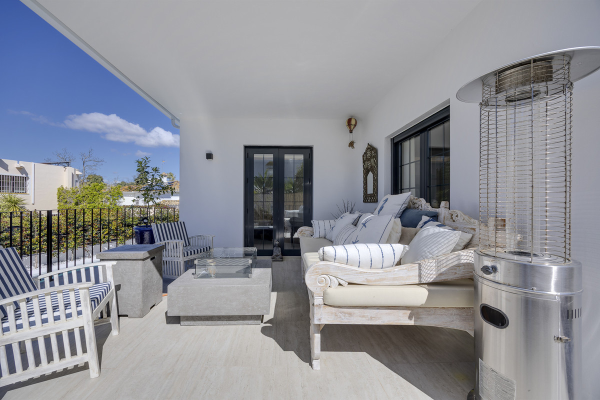 5 bedroom Villas for sale in Guadalmina Alta – R5264038 5 bedroom Villas for sale in Guadalmina Alta – R5264038