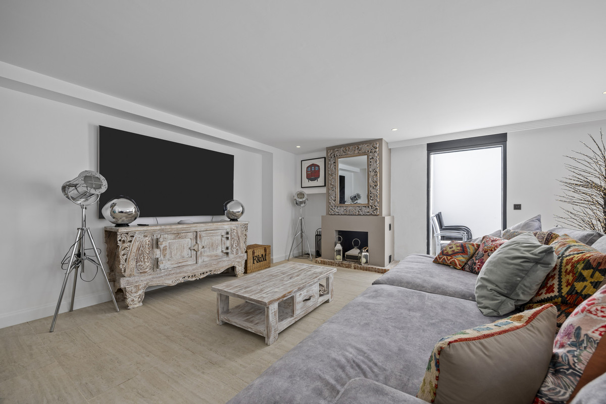 5 bedroom Villas for sale in Guadalmina Alta – R5264038 5 bedroom Villas for sale in Guadalmina Alta – R5264038