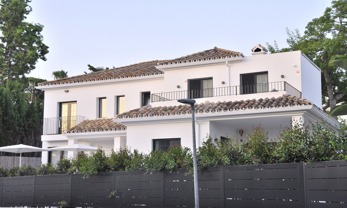 5 bedroom Villas for sale in Guadalmina Alta – R5264038 5 bedroom Villas for sale in Guadalmina Alta – R5264038