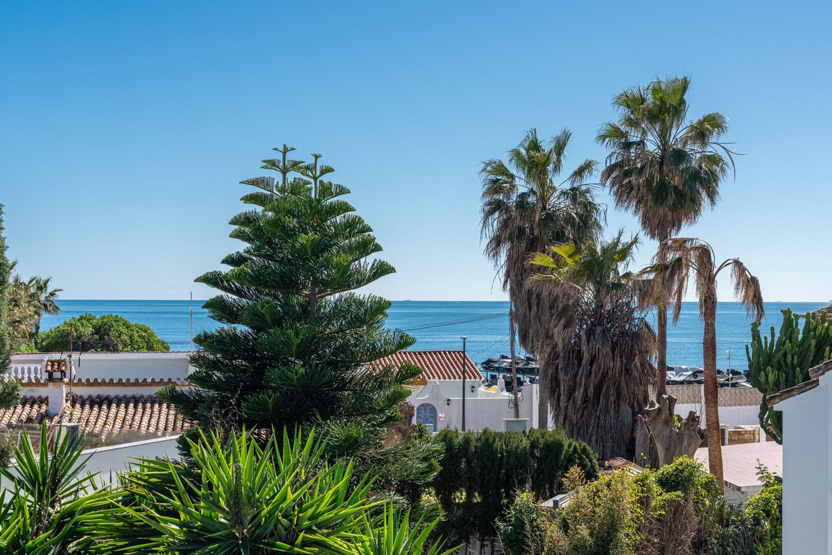 Villas de 4 dormitorios en venta en San Pedro de Alcántara – R5310613 Villas de 4 dormitorios en venta en San Pedro de Alcántara – R5310613