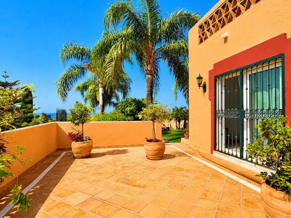 7 bedroom Semi-detached for sale in Marbella – R5431204 7 bedroom Semi-detached for sale in Marbella – R5431204